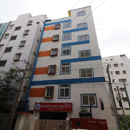Oyo Happy Stay Hotels Hyderabad Exterior foto